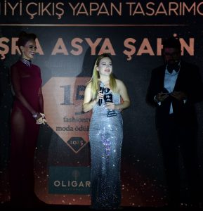 YILIN EN IYI CIKIS YAPAN TASARIM